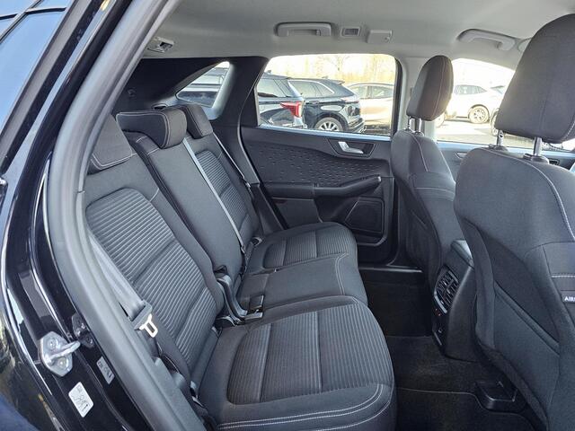 Ford KUGA 2.5 PHEV Titanium 225 pk | Winterpack | Head up display | PDC v + a | Lane assist | All-seasons banden