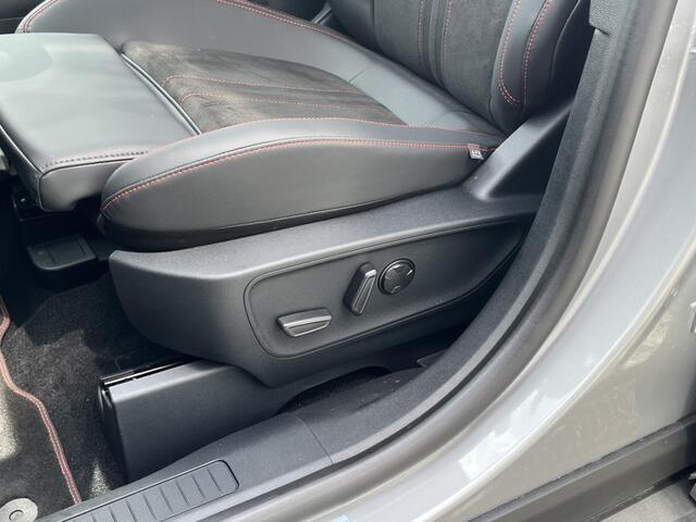 Ford KUGA 2.5 PHEV ST-Line X 243pk e-CVT Automaat | 4179 | E-Trekhaak | Technology Pack | Driver Assistance Pack | Winter Pack | etc. etc.