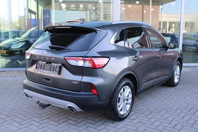 Ford KUGA 2.5 PHEV Titanium | Wegklapbare trekhaak | Winter Pack | Adaptive cruise control | Dodehoeksensoren | Elektrische achterklep | Head up Display