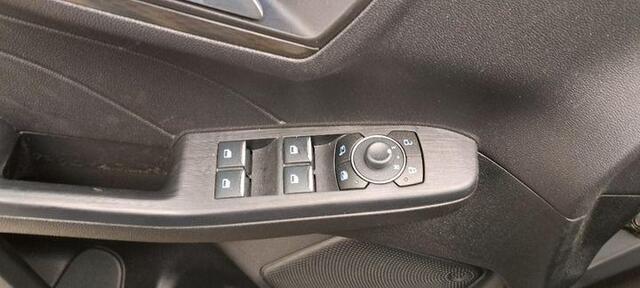 Ford KUGA 2.5 FHEV Titanium 190pk | Driver Assistance Pack | Wegklapbare Trekhaak | Geen stekker nodig | 1.600kg Trekgewicht | Michelin Cross Climate banden