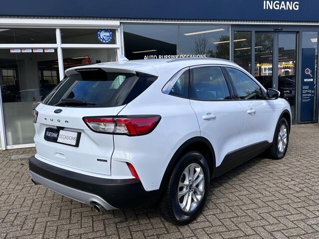 Ford KUGA 2.5 PHEV TITANIUM TREKHAAK