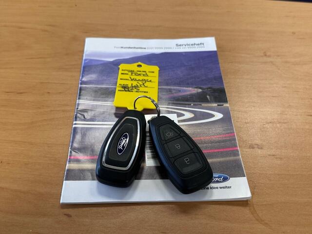 Ford KUGA 2.5 PHEV TITANIUM TREKHAAK