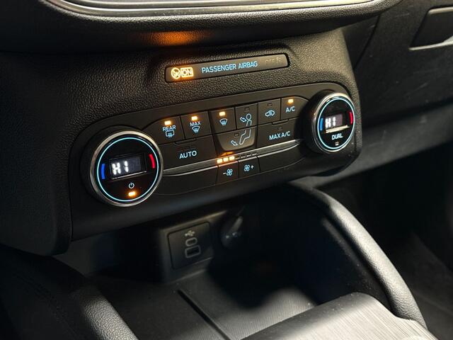 Ford KUGA 2.5 PHEV Titanium 225Pk Automaat (VIRTUAL COCKPIT, APPLE CARPLAY, GROOT NAVI, CLIMATE, SPORTSTOELEN, CAMERA, KEYLESS, NIEUWE APK, NIEUWSTAAT)