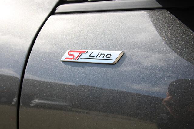 Ford KUGA 2.5 PHEV 243 PK ST-Line X Trekgewicht 2100 kg TREKHAAK | BLACK PACK | WINTER-PACK | B&O PREMIUM AUDIO |