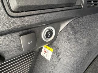 ford-kuga-2.5-phev-st-line-x-panora