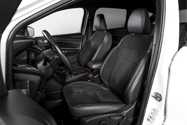 Ford KUGA 1.5 EcoBoost 150 PK ST Line | Cruise | Winterpakket | PDC | Camera | Bi-Xenon | NAV + App. Connect | ECC | Elek. Klep | Afn. Trekhaak | LM 18" |