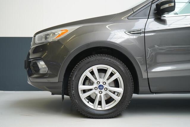 Ford KUGA 1.5 EcoBoost Trend Ultimate | Trekhaak | Climate control | Cruise control | All-seasonbanden |