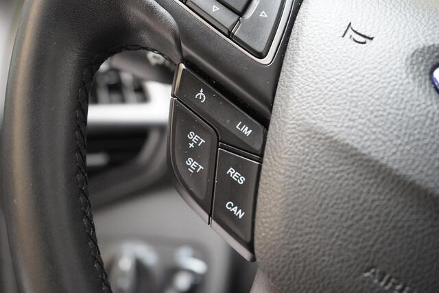 Ford KUGA 1.5 EcoBoost Trend Ultimate | Trekhaak | Climate control | Cruise control | All-seasonbanden |