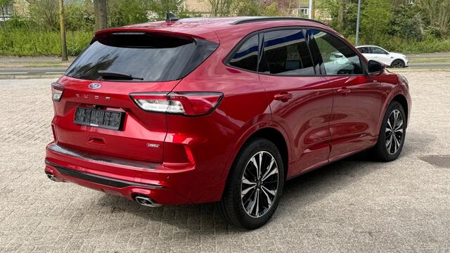 Ford KUGA 2.5 PHEV ST-LINE X / Trekhaak+19inch+Driver+Techno+Winter
