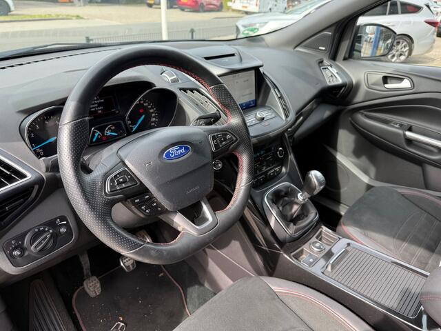 Ford KUGA 1.5 EcoBoost 150PK ST Line | Trekhaak | Sony | Winterpack | Grote Spoiler | Navigatie | Camera