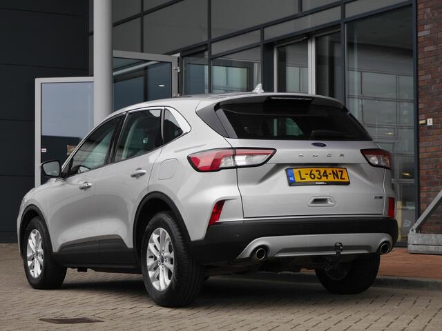Ford KUGA 2.0 TDCi Titanium | Diesel | Trekhaak | 1900KG trekgewicht | Keyless entry en start | Lichtmetalen velgen | Navigatie | Climate control | Achteruitrijcamera