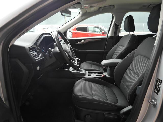 Ford KUGA 2.0 TDCi Titanium | Diesel | Trekhaak | 1900KG trekgewicht | Keyless entry en start | Lichtmetalen velgen | Navigatie | Climate control | Achteruitrijcamera