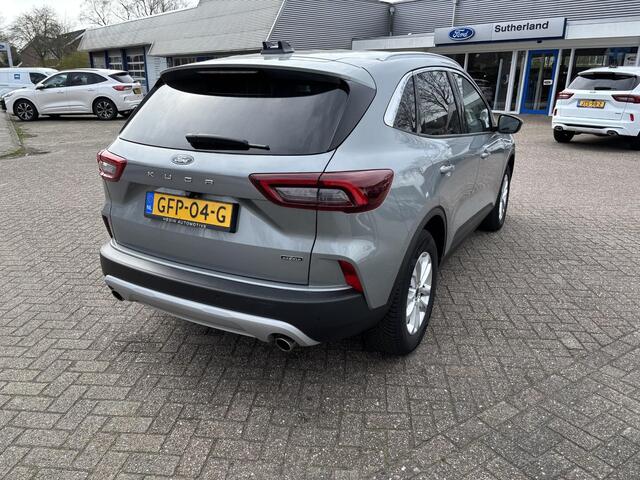 Ford KUGA 2.5 PHEV Titanium | 242pk | Wegklapbare Trekhaak | 2.100kg Trekgewicht | Achteruitrijcamera | Cruise control | Navigatie | Digitale cockpit