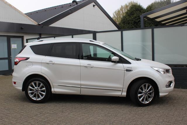 Ford KUGA 1.5i EcoBoost 150pk Vignale Navi, Camera, Winterpack, EL Trekhaak, Leer, Sony Audio,