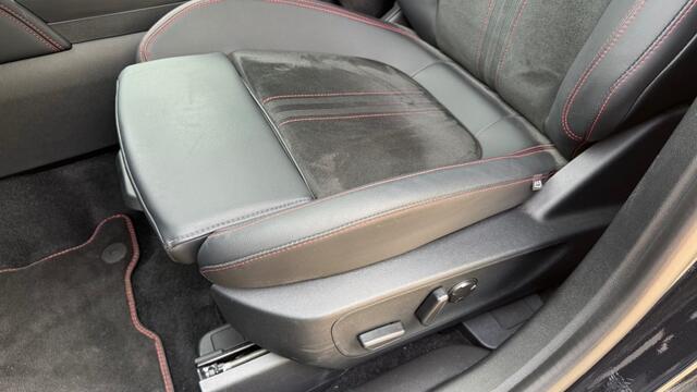 Ford KUGA 2.5 PHEV ST-LINE X 243pk / Trekhaak+20inch+Techno+Winter