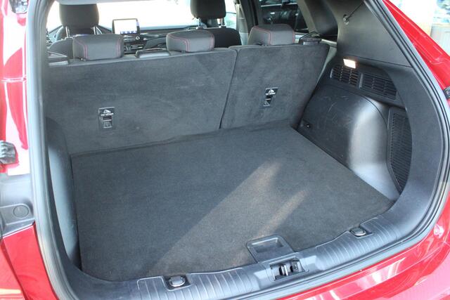 Ford KUGA 2.5 PHEV ST-Line Stoel + Stuurverwarming | Adaptive Cruise Control | BLIS | Camera | Elektrische Kofferbak | Navigatie |