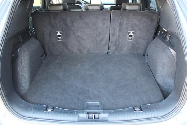 Ford KUGA 2.5-225pk PHEV Titanium X. Luxe hybride rijden voor een reëel bedrag ! Adapt. Cruise Cntrl, Climate Cntrl, Naviagtie, Telefoonvoorb., Keyless entry/keyless go, Stoel- en voorraamverw., Camera v+a, Metallic lak, Elektr. achterklep etc.