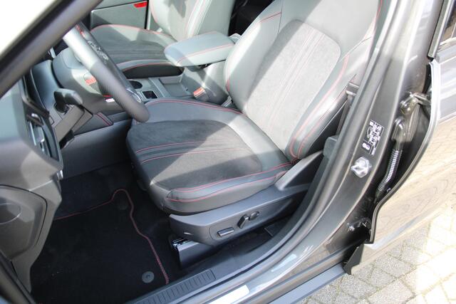 Ford KUGA 2.5 PHEV ST-Line X TREKHAAK ELEKTRISCH | WINTERPACK | 2100 KG Trekgewicht