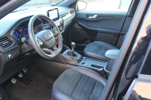 Ford KUGA 1.5 EcoBoost 150pk ST-Line X Navi, Camera V+A, Driver Ass Pack, Winterpack, All Weather