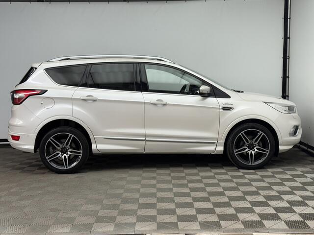 Ford KUGA 1.5 EcoBoost Vignale Pano Zeer Compleet