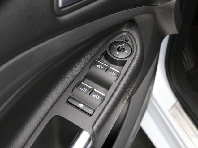 Ford KUGA 1.5 EcoBoost ST Line / Trekhaak / 2000KG Trekgewicht / Stoel en Stuurwielverwarming / Vooruitverwarming / Cruise Control / Dealeronderhouden / Historie aanwezig / LMV /