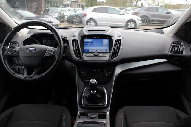 Ford KUGA 1.5 EcoBoost Trend Ultimate / Trekhaak / Navigatie / Parkeerhulp achter / 17'' / Bluetooth / Cruise Control