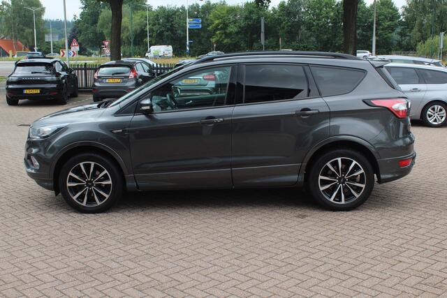 Ford KUGA 1.5 EcoBoost ST Line 150pk / Panoramadak / Camera / Leder&Alcantara / CarPlay / Keyless / 18'' / Navigatie / DAB / Stoel+Stuurverwarming / Cruise Control