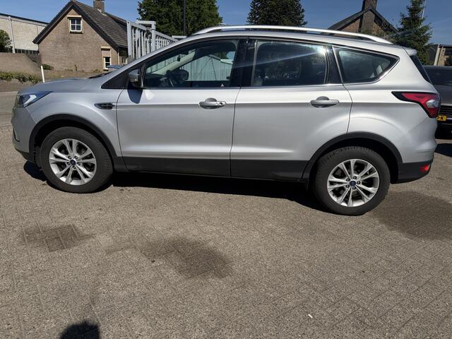 Ford KUGA 1.5 Titanium LPGG3 136 000 KM