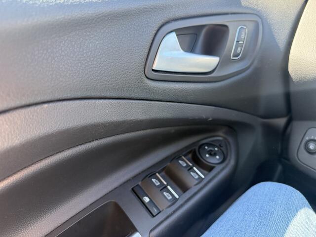 Ford KUGA 1.5 Titanium LPGG3 136 000 KM