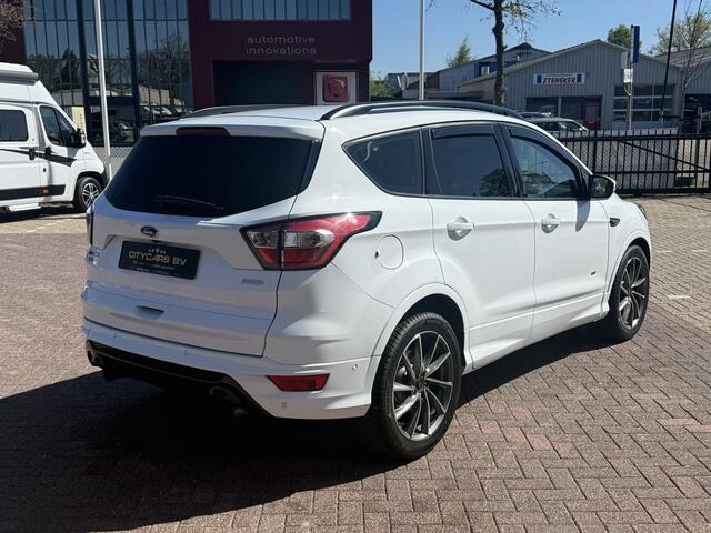 Ford KUGA 2.0 ST-Line automaat 4x4 243 pk Apple carplay camera climate ctr cruise ctr elktr trekhaak half leder/alcantara lmv 19 inch keyless entry dealer onderhouden