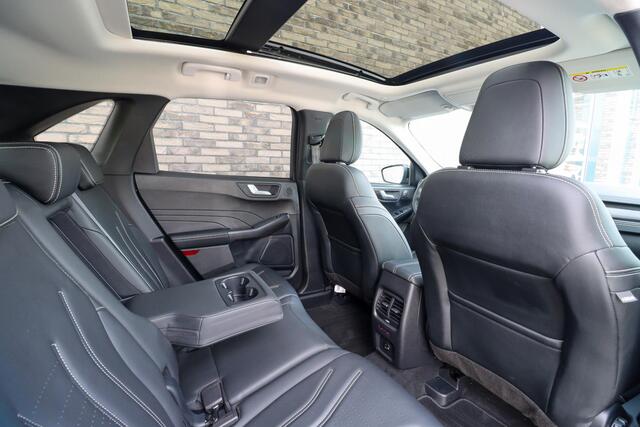 Ford KUGA 2.5 PHEV Vignale | Trekhaak | Panoramadak | Adaptieve cruise | B&O Sound | Rijklaarprijs - incl.garantie