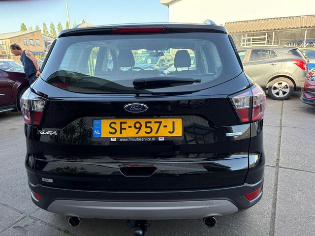 Ford KUGA 1.5 Trend Airco, cruise, trekhaak