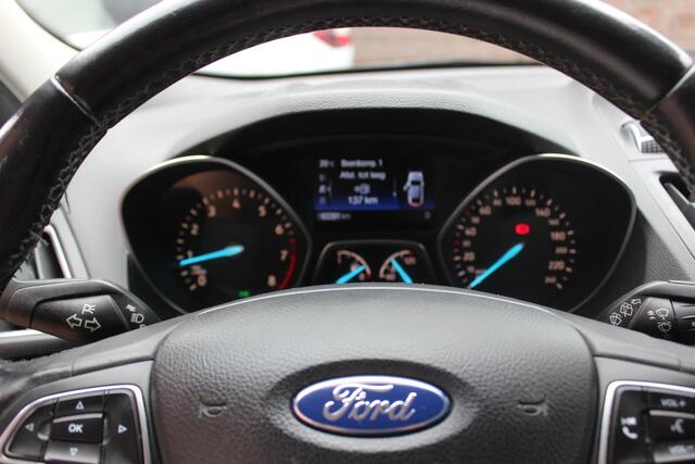 Ford KUGA 1.5 EcoBoost Titanium 150pk Navi, Pdc, Cruise, El Klep, Leer, Xenon, Winterpack