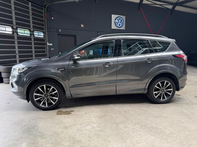 Ford KUGA 1.5 ST-line TREKHAAK-STRVERWARMING