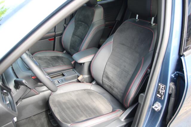 Ford KUGA 1.5 EcoBoost 150 PK ST-Line X TREKHAAK ELECTRISCH | PANORAMA-DAK | WINTER-PACK |
