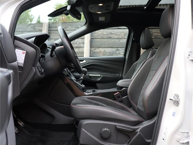 Ford KUGA 1.5 EcoBoost ST Line winterpack