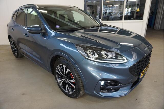 Ford KUGA 2.5 PHEV Vignale Camera voor Trekhaak.