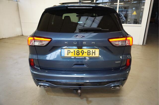 Ford KUGA 2.5 PHEV Vignale Camera voor Trekhaak.