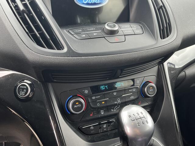 Ford KUGA 1.5 EcoBoost ST Line | Panodak | Trekhaak | Elek. achterklep | Bi-Xenon | Camera | etc. etc.