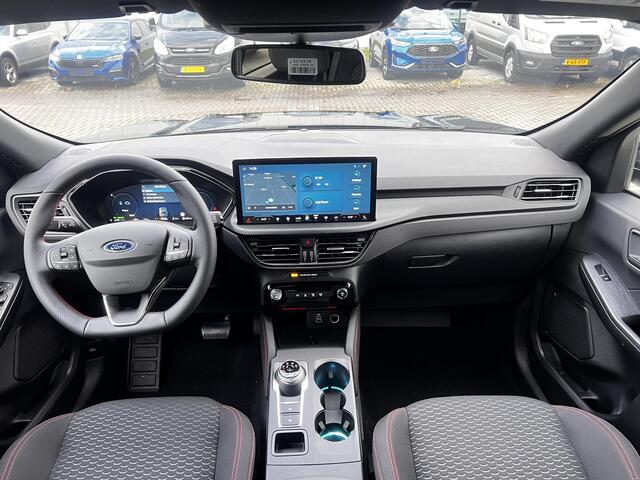 Ford KUGA 2.5 PHEV ST-Line 243 pk | Driver Assistance Pack (incl. Bluecruise Voorbereiding) | All Weather Banden | Wegklapbare trekhaak | 2.100 kg trekgewicht! | Winterpakket