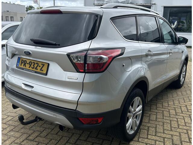 Ford KUGA 1.5 EcoBoost Trend Ultimate | Trekhaak | Navigatie | Voorruitverwarming | Cruise Control | Climate Control | Parkeersenoren | 2 Sleutels | NAP |