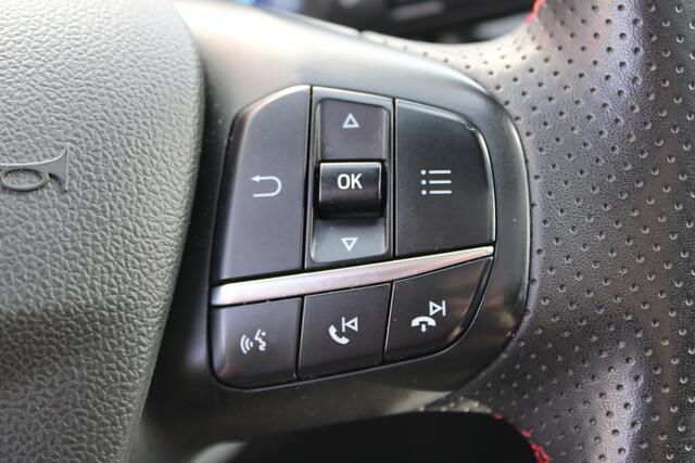 Ford KUGA 2.5 PHEV ST-Line//Pano!! NETTO EXCL VAT 12850,-- EURO