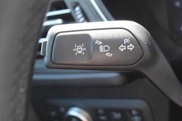 Ford KUGA 2.5 225 pk Titanium X PHEV Plug-in Hybrid Trekhaak, Winter Pack, Driver Ass. Pack, Adap. Cruise Control, Climate Control, Camera