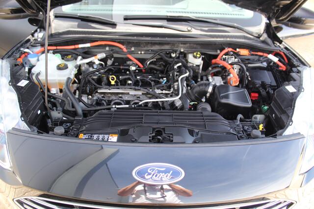 Ford KUGA 2.5-225 pk Titanium X PHEV Plug-in Hybrid. Hybride rijden voor een gunstig bedrag ! Stuur-, stoel-, achterbank- en voorraamverw., lane- en side assist, camera, adapt. cruise cntrl, autm. airco dual, B&O soundsyst., camera v+a etc.