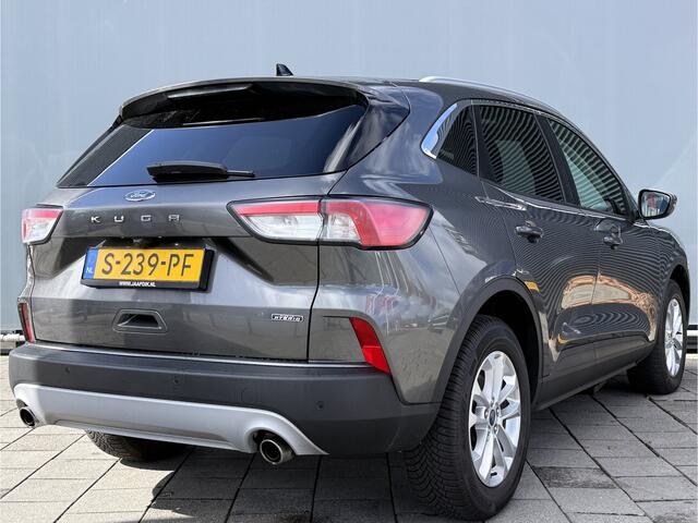 Ford KUGA BWJ 2023 | 2.5 PHEV 225PK Titanium | PANO DAK | CAMERA A | CARPLAY | CLIMA | CRUISE | NAVI | PRIV. GLAS | MULTIFUNCT. STUUR | LMV