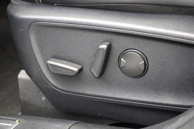 Ford KUGA 2.5 PHEV Vignale - Carplay, Camera, Leer, Stoel/Stuurverw. Memory, Afn. Trekhaak