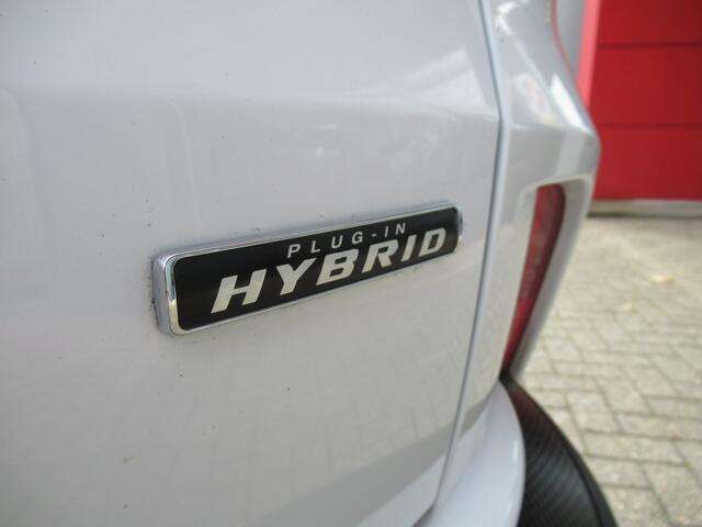 Ford KUGA 2.5 PHEV Titanium | Clima-Airco | Android Auto | Parkeercamera | Incl. BOVAG Garantie | Wegklapbare Trekhaak |