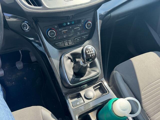 Ford KUGA 1.5 EcoBoost Titanium 150pk Trekhaak | Stoelverwarming | Elektrische Achterklep | Achteruitrijcamera