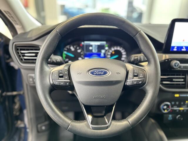Ford KUGA 2.5 PHEV 225pk Titanium | Winterpack | Cruise control | Climate Control | Parkeersens V&A | Apple carplay / Android auto |