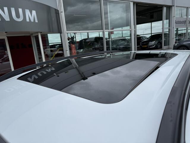 Ford KUGA 1.5 Turbo ST Line..!! Panoramadak, Camera, Trekhaak, LED verl, etc..